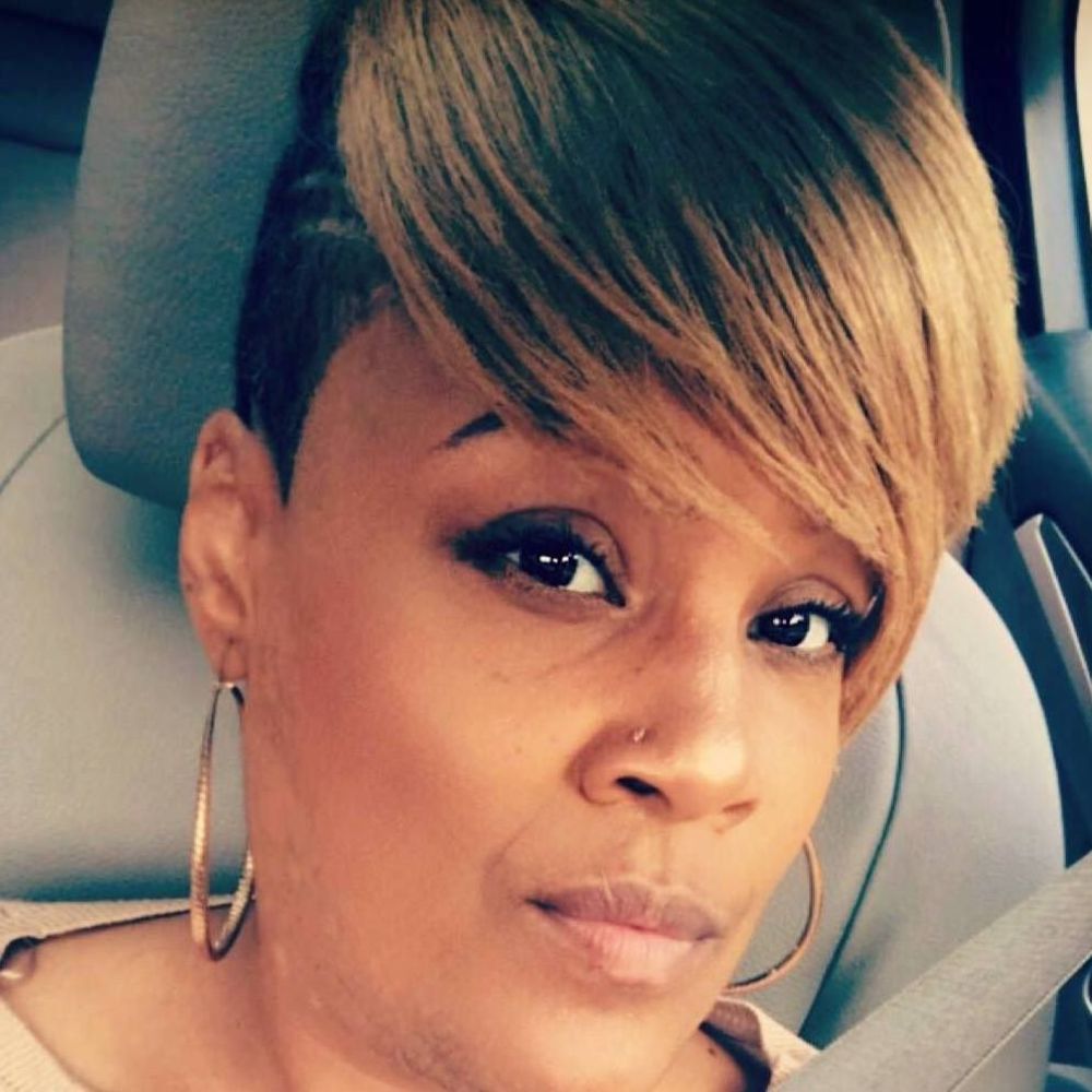 Meet your Posher, Aja